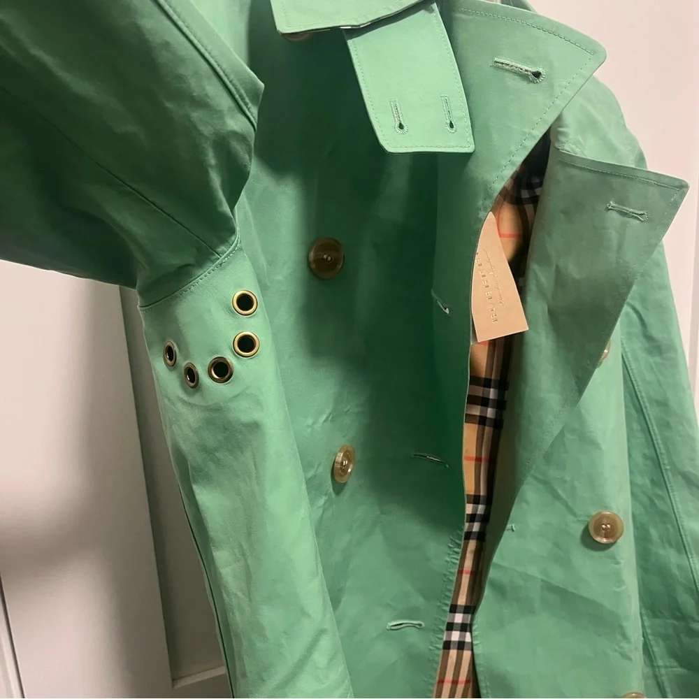 NWT Burberry US 2 Bright Pigment Green Notch Collar Double Breasted Trench Coat - Picture 11 of 13